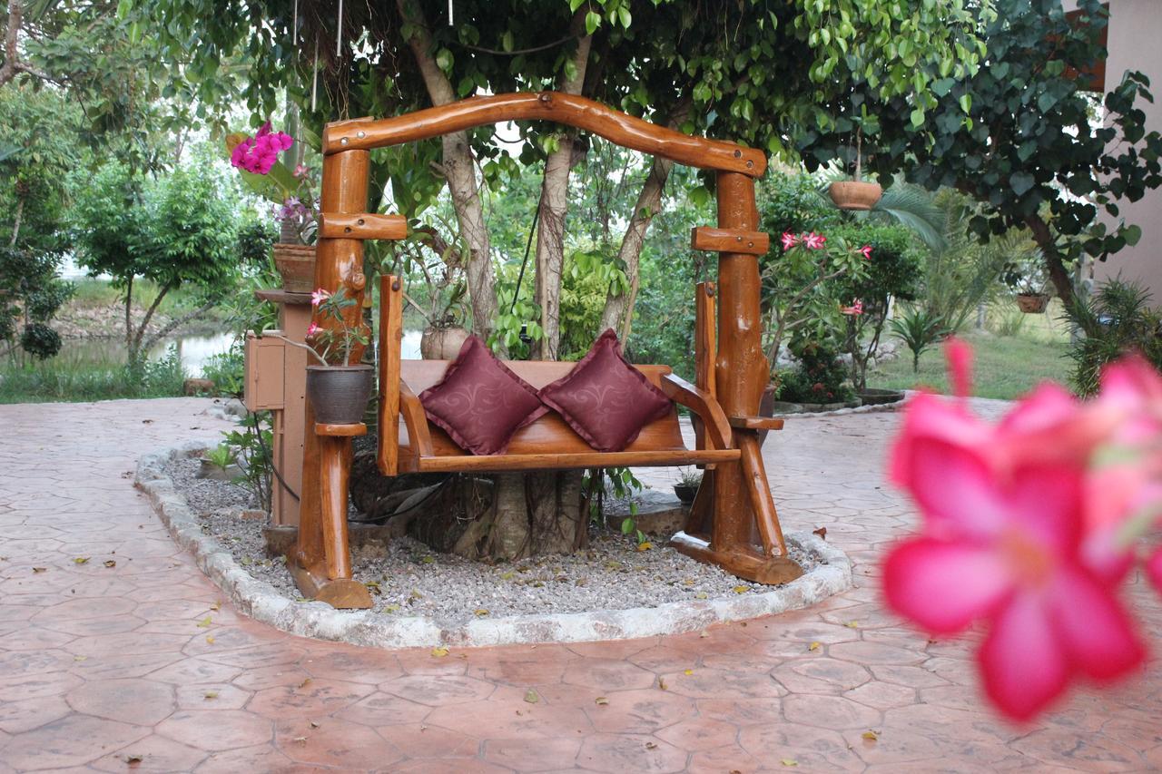 Rimlay Park Resort Phatthalung Bagian luar foto
